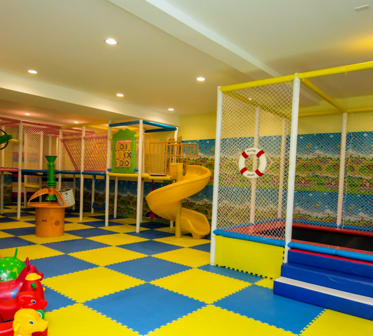 funland-on-sunland-indoor-playground-photo
